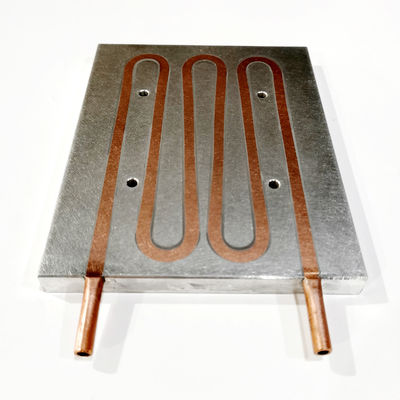 120x12x150mm을 냉각시키는 물을 위한 내장된 쿠퍼 냉각 장치 히트 싱크 플레이트
